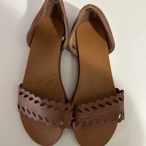 8.5 Sandals